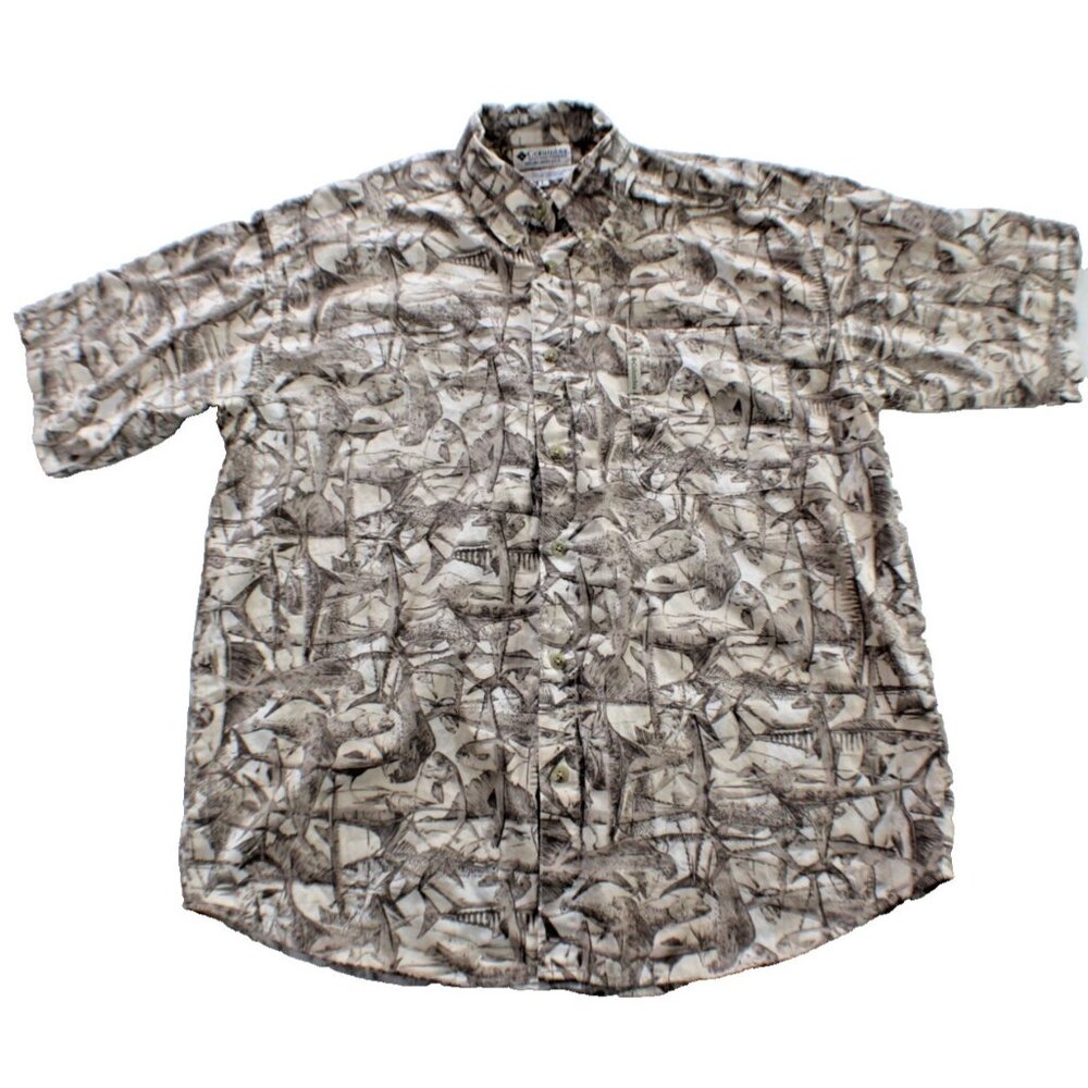 Columbia Sportswear Company Men's Fish Pattern Button Down Shirt Size L